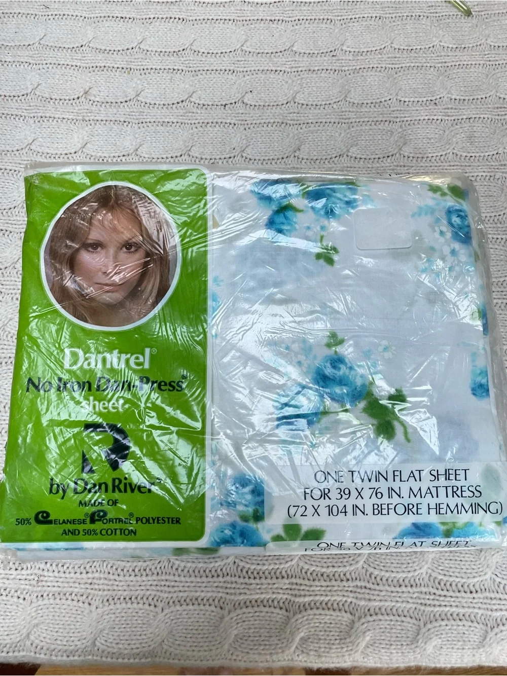 VTG Dantrel No Iron Dan Press Twin Flat Sheet - Dan River 72 x 104 Blue Floral